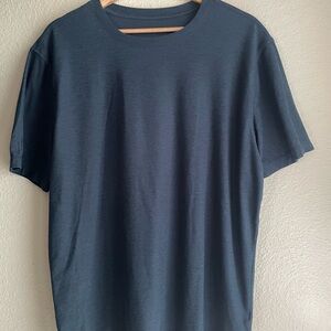Men’s Vuori Navy Blue T Shirt Short Sleeve L